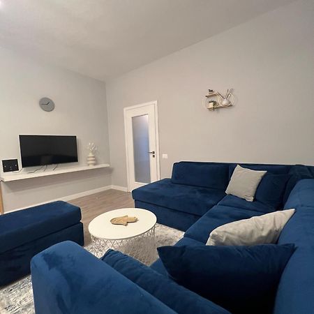 Central Gem Tiranë Ngoại thất bức ảnh